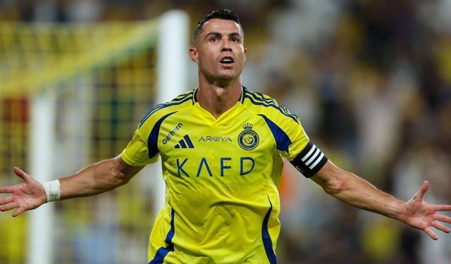 Cristiano Ronaldo Almeria kulübünün yüzde 25 hissesini satın aldı