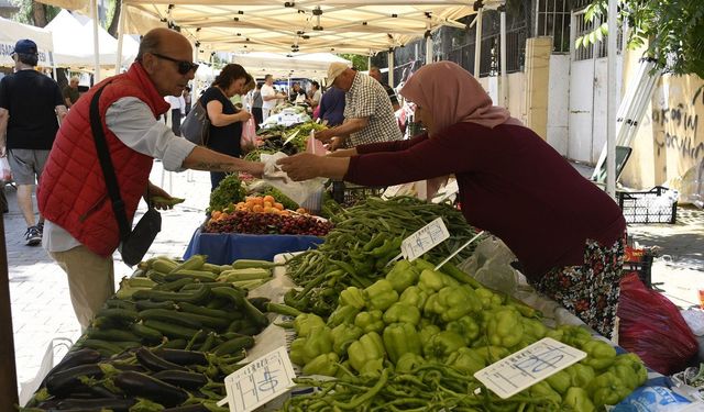 Küresel gıda fiyatları düşüyor, Türkiye ters yönde ilerliyor