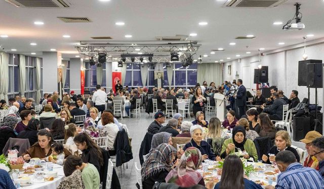 Bornova'da Vefa Sofrası