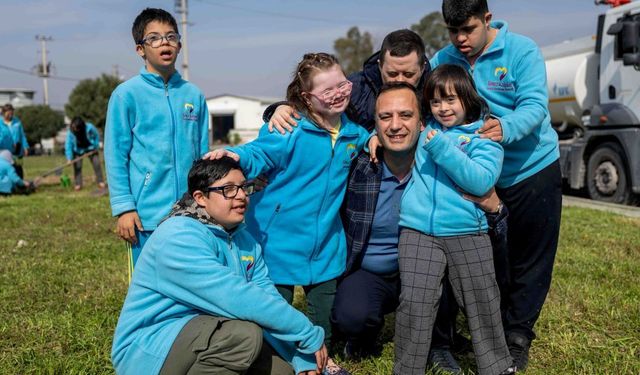 Bornova'nın en özel fidanları toprakla buluştu