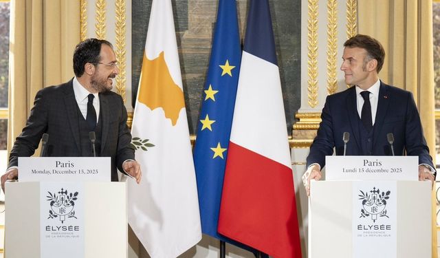 Fransa, Güney Kıbrıs'a uçak gemisi ve savunma sistemleri gönderecek