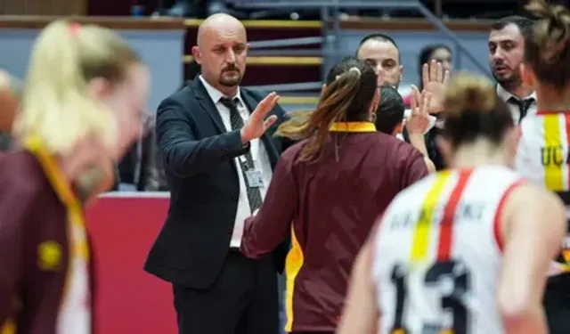 Göztepe kadın voleybolda Ataman Güneyligil dönemi sona erdi