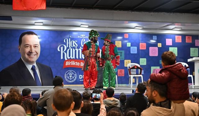 Manisa Büyükşehir'in iftar sofrası Akhisar'da kuruldu