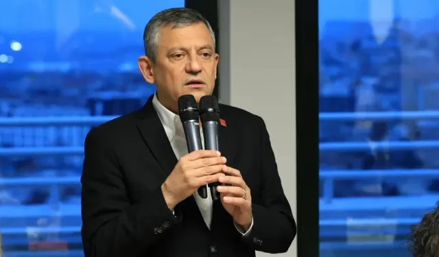 Özgür Özel'den Saraçhane'de 'yeni iktidar' mesajı