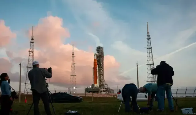 Artemis II fırlatıldı