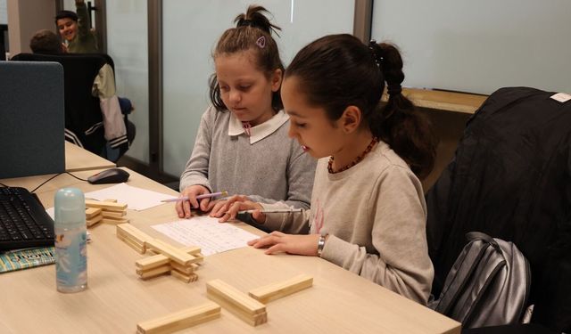 Başkan Anıl Yetişkin'in teknoloji projesi takdir topluyor