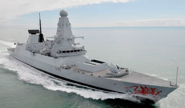 Doğu Akdeniz'de İngiliz savaş gemisinin vurulduğu iddiası yalanlandı