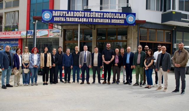 Kuşadası Belediyesi heyetinden Davutlar'a hizmet çıkarması