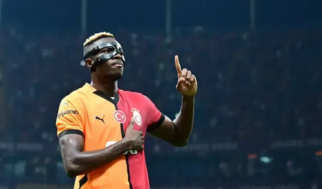 Osimhen sahalara ne zaman geri dönecek?