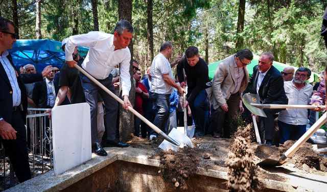 Özgür Özel'in amcası son yolculuğuna uğurlandı