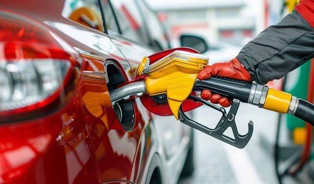 Benzin ve motorin'e indirim geliyor