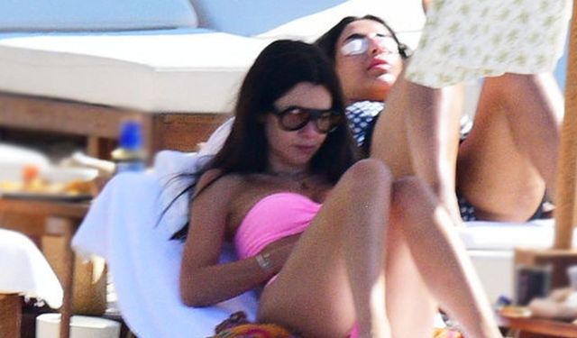 Nesrin Cavadzade Bodrum'da görüntülendi