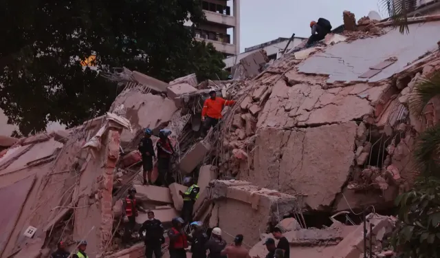 Venezuela'da çifte deprem faciası