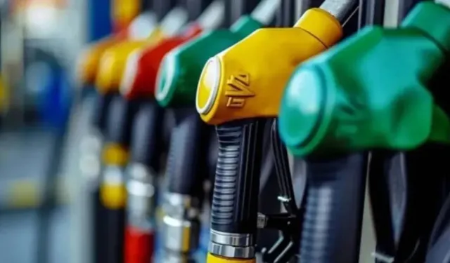 Akaryakıta zam geldi: Motorin 81 TL'yi aştı