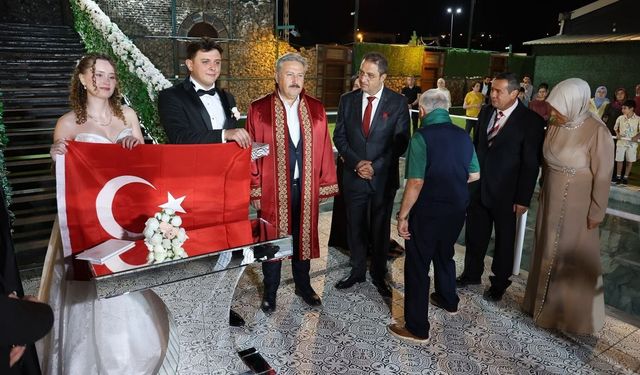 Bölge Müdürü Başeğmez'in mutlu günü