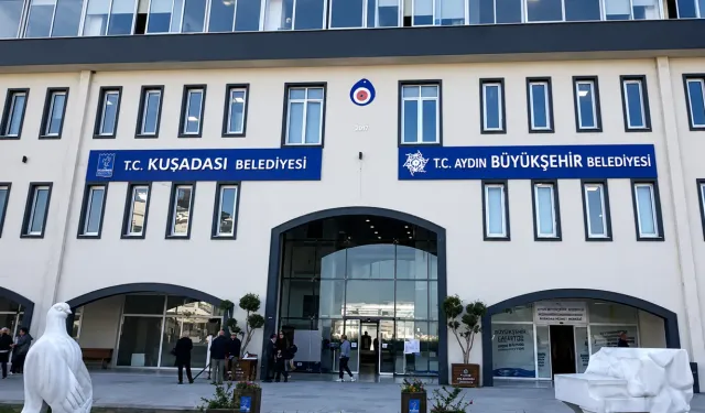 Kuşadası Belediyesi'ne 3. dalga operasyon