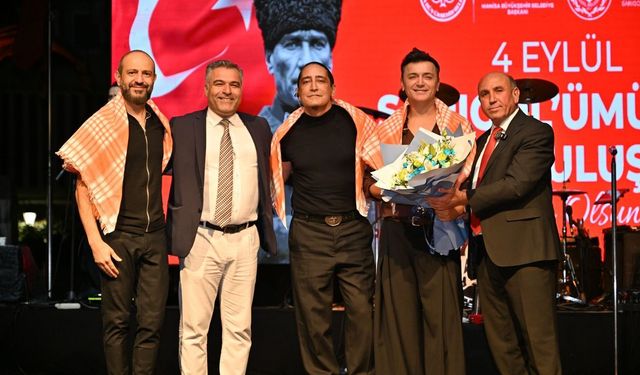 Sarıgöl'de Kurtuluşun 104. Yılında Zakkum Coşkusu