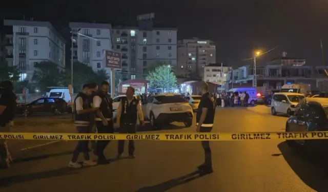 Sultanbeyli'de IŞİD şüphelisiyle polis arasında çatışma