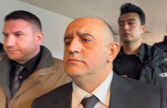 Aziz İhsan Aktaş, 'örgüt kurma' suçundan beraat etti