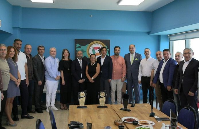 Ege Güç Birliği'nden İzmir Basınına Teşekkür
