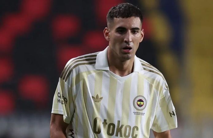 Fenerbahçe'de Mert Müldür ameliyat oldu