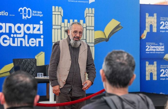 Kitapseverler Osmangazi'de Buluşmaya Devam Ediyor