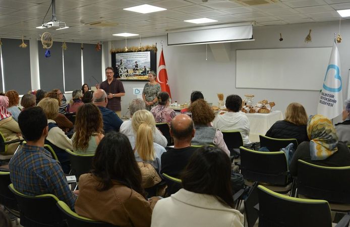 BAÇEM'de Ekşi Mayalı Ekmek Yapımı Atölyesi'ne Yoğun ilgi