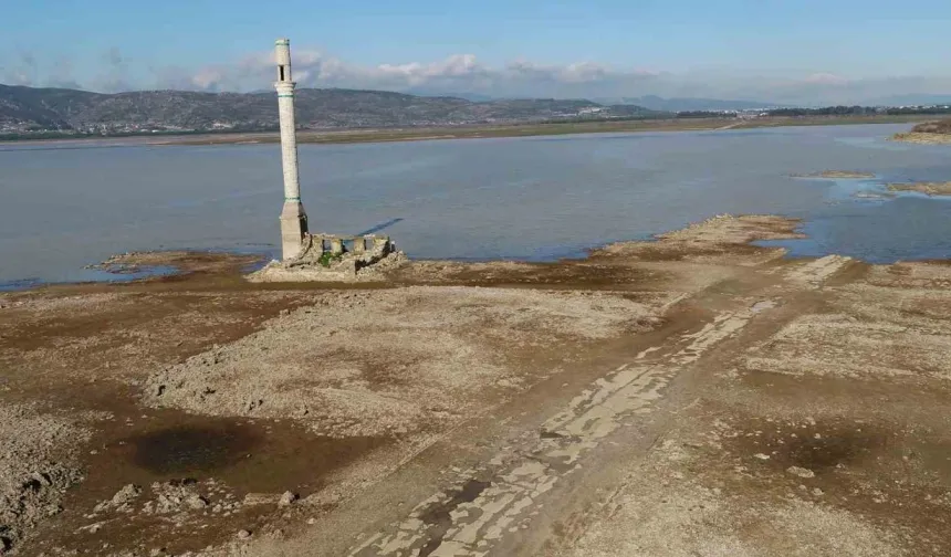 ‘Susuz Yaz’ bu yaz İzmir’de çekilecek