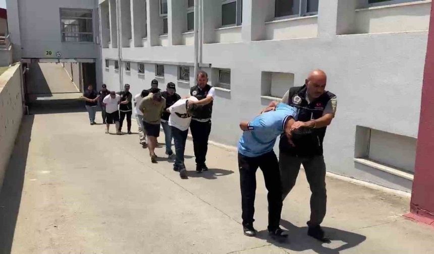 Adana’da torbacı operasyonu: 5 tutuklama