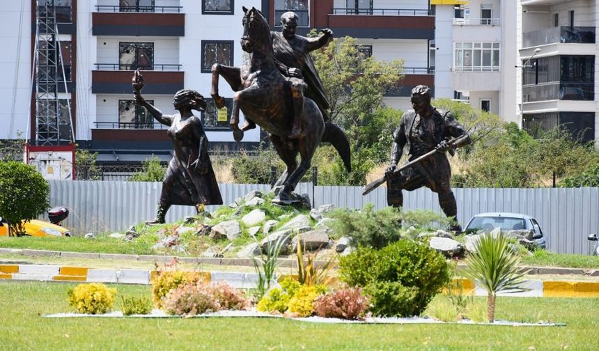 D-100’de peyzaj çalışması tamamlandı