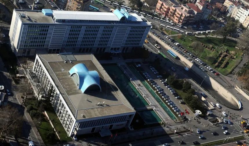 İBB soruşturmasında 17 kişiden 8'i hakkında tutuklama talebi
