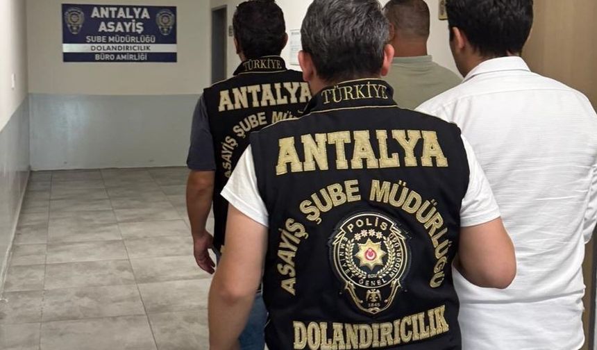 Teşvik ve turizm destek kredisi vaadiyle 2 milyon liralık vurgun yaptılar