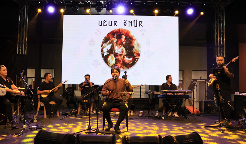 Çameli’de Uğur Önür konser coşkusu