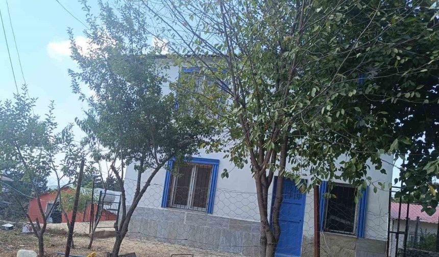 Kiracısını sopayla döverek öldürdü