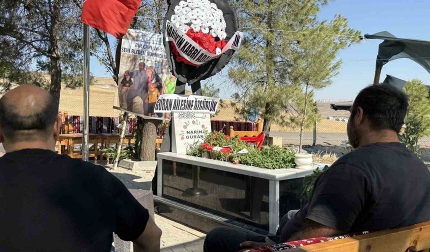 Narin’in ölüm yıl dönümü... Baba mezarından ayrılamadı