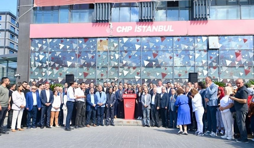 CHP İstanbul İl Başkanlığı binasını kapatma kararı aldı