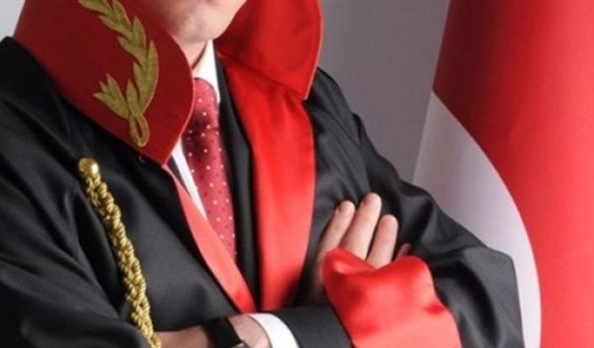 Sungur ve 7 Şüpheli 'İrtikap' Soruşturmasında Adliyede