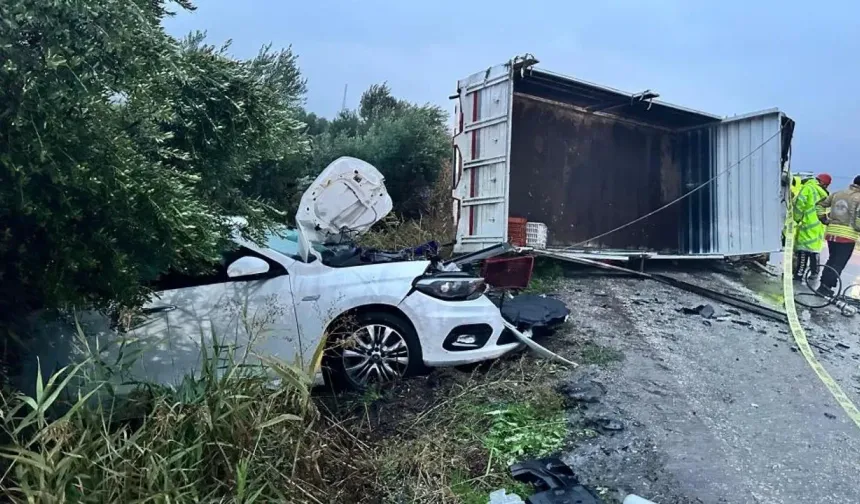Alaşehir'de trafik kazası: 2 ölü, 3 yaralı!