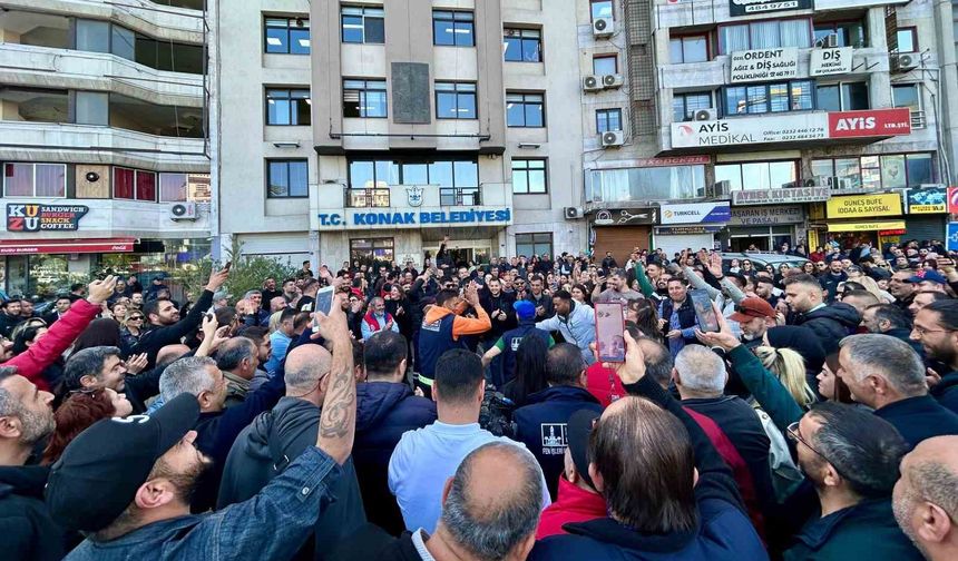 Konak'ta istifalar devam ediyor