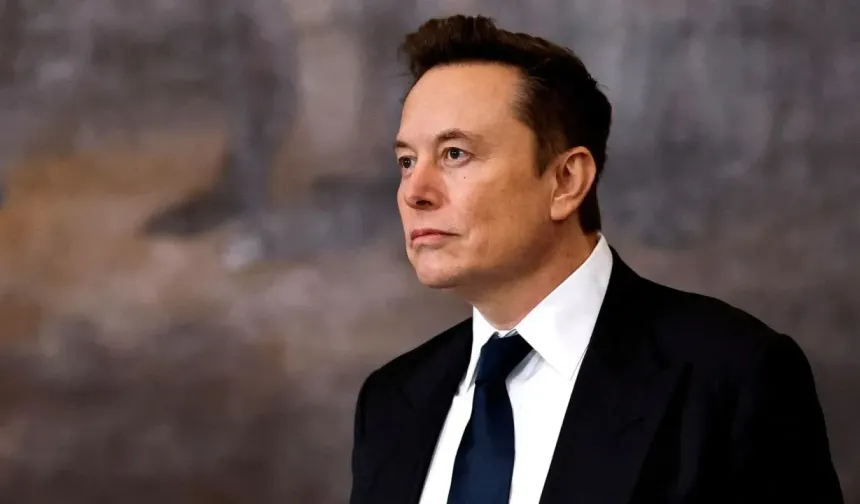 Musk: Cerrah açığını Tesla'nın Robotu Optimus giderecek