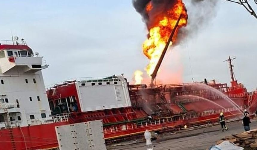 Ukrayna'da Türk ticaret gemisine saldırı!