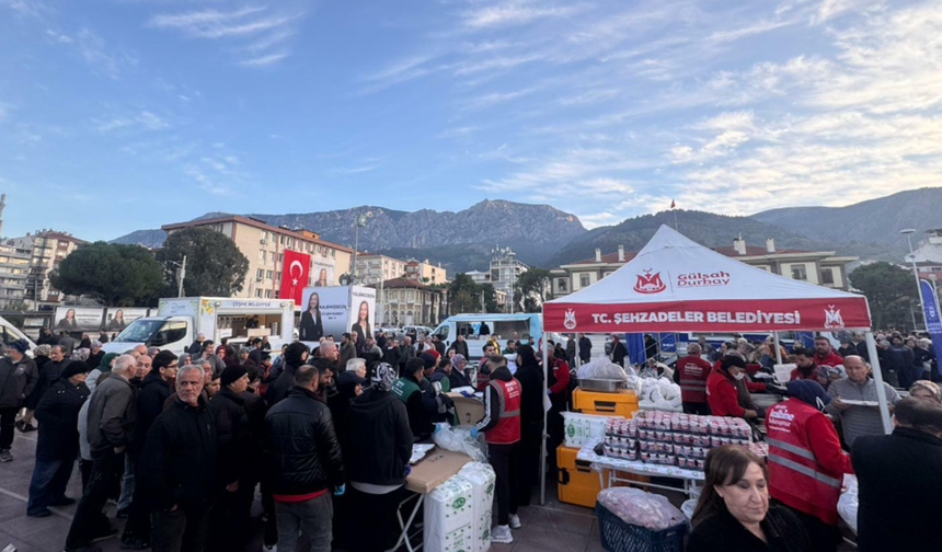Manisa'da Gülşah Durbay için hayır yemeği dağıtıldı