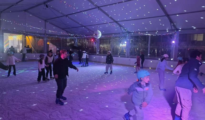 Marmaris yeni yıl festivalinin en renkli noktası