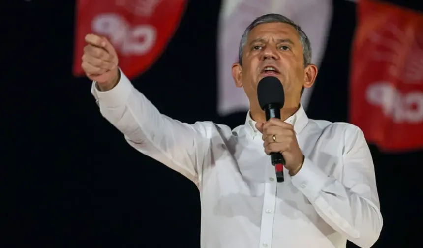 Özgür Özel, Çatalca'da binlerce kişiye seslendi