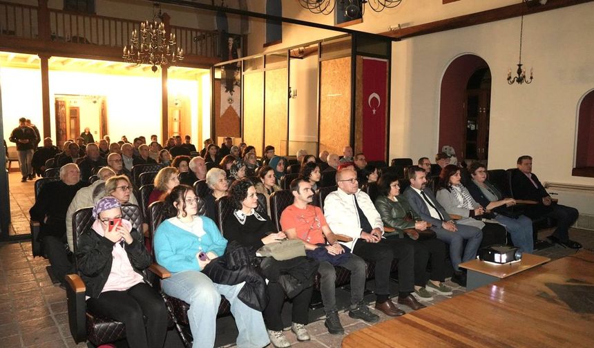 'Atatürk ve Turgutlu' Konferansı yoğun ilgi gördü
