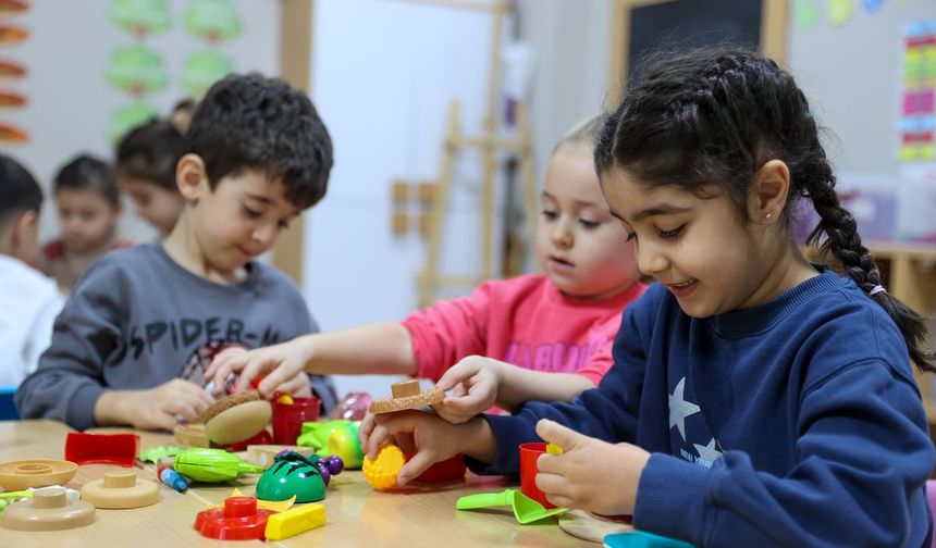 Buca'nın Çınar Anaokulları daha fazla miniğe kapılarını açıyor