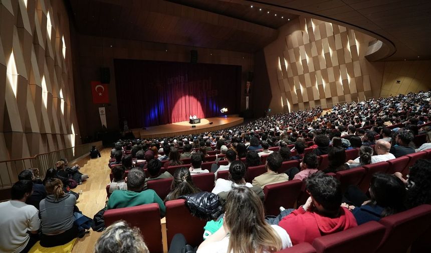 Denizli Komedi Sahnesi ikinci kez perdelerini açıyor