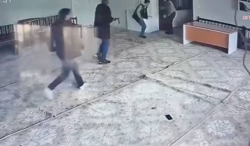 Husumetli kurbanını kurs binasında yakaladı