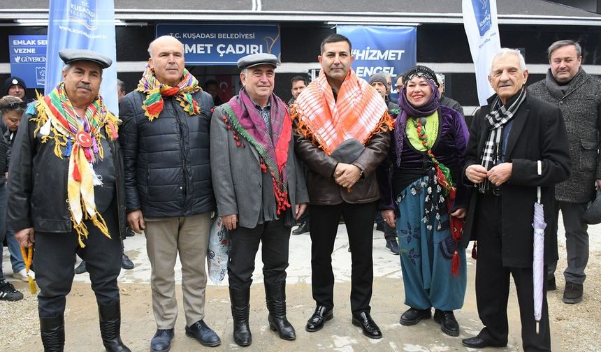 Kuşadası Belediyesi birimleri Yörük Hizmet Çadırı'nda