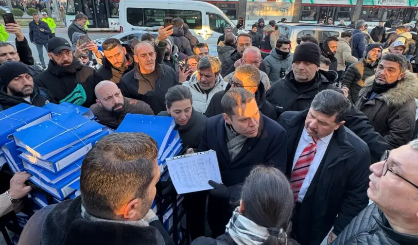 Taksi esnafı ile 'Martı' kavgası İzmir'e taşındı